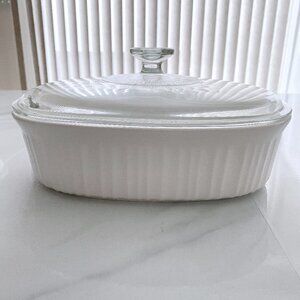 Corningware French White Stoneware Casserole Dish w/ lid 13 Pyrex DC1.5C 2.3L